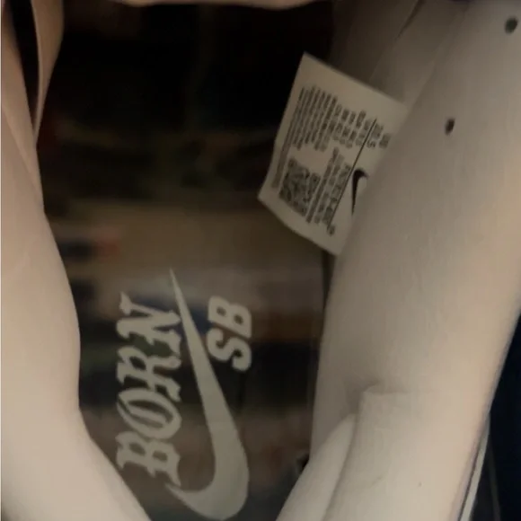 Born n raised Nike sb low dunks - Picture 6 of 9